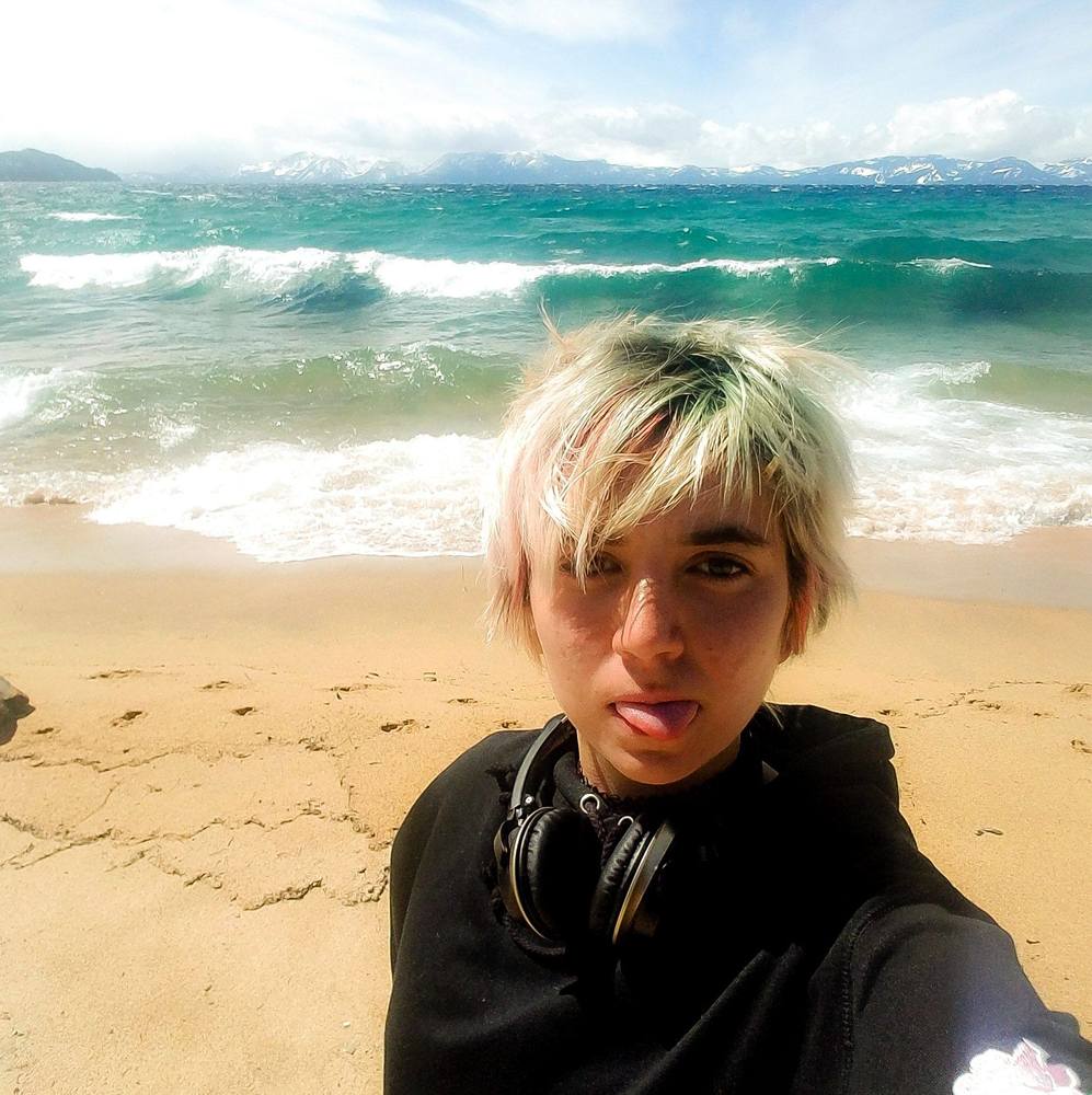 Meet your Posher, Quincy